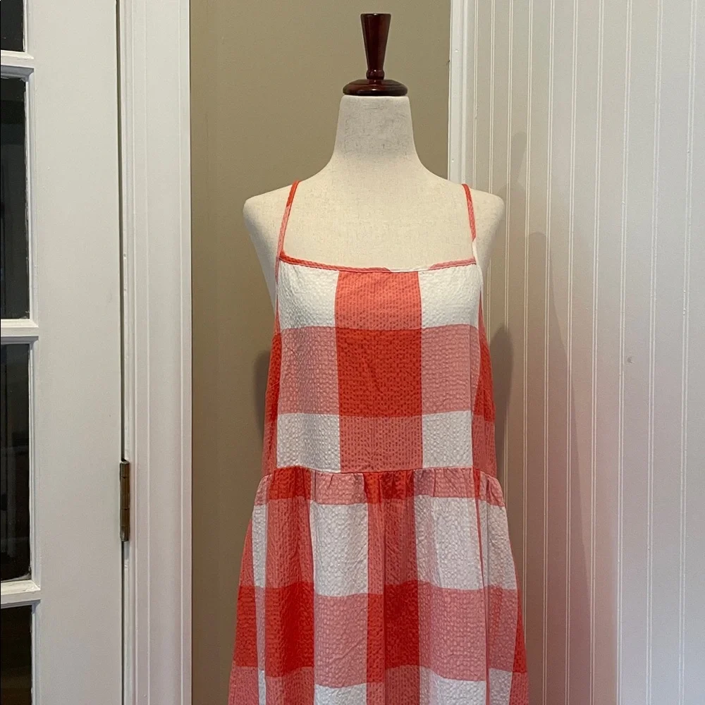 LOU & GREY Gingham Check Tiered Tank Midi Smocked Dress in Coral/White Size L